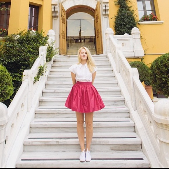 Lulu’s Party Skirt - Picture 4 of 5